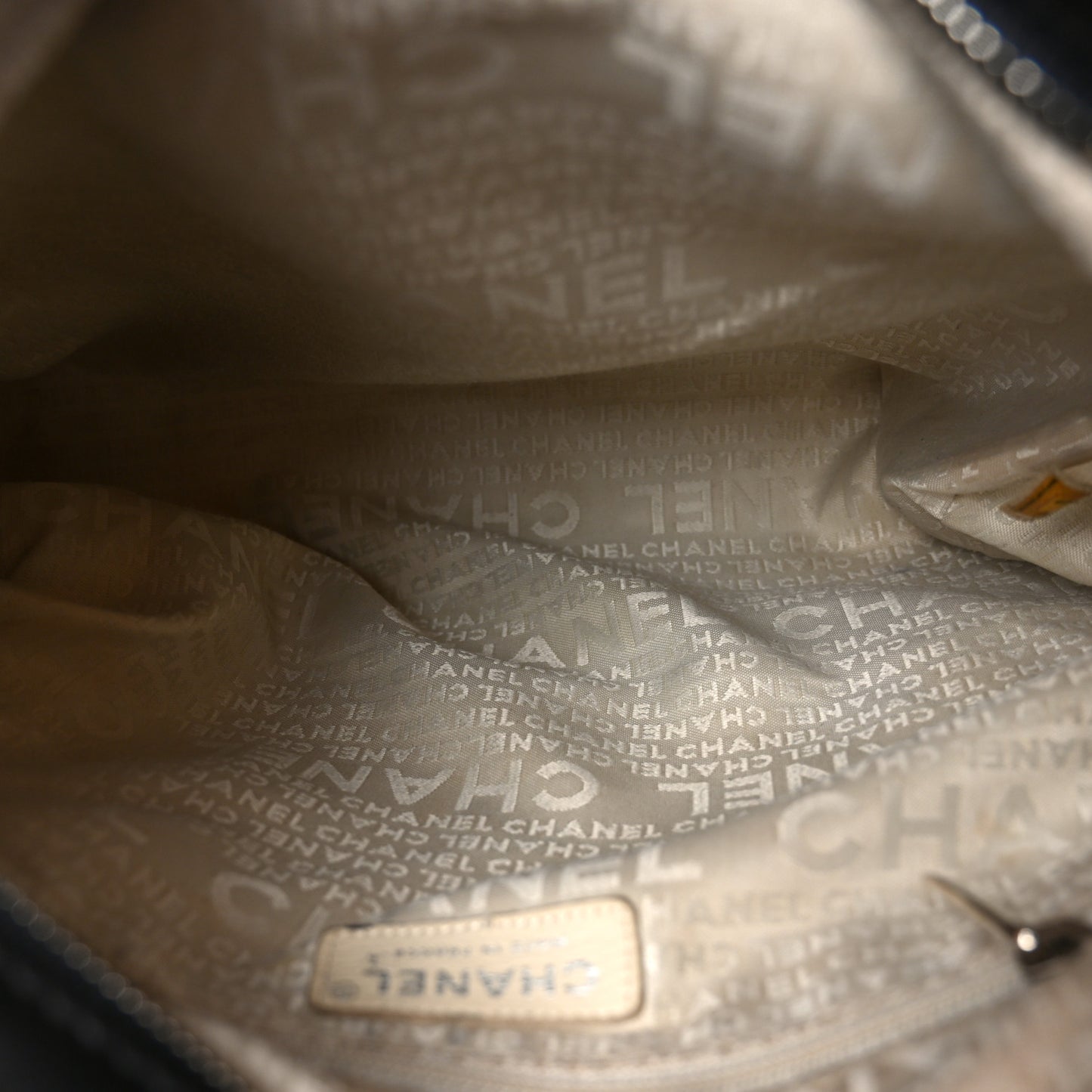 Lambskin Stitched Medium Ultimate Soft Tote Black