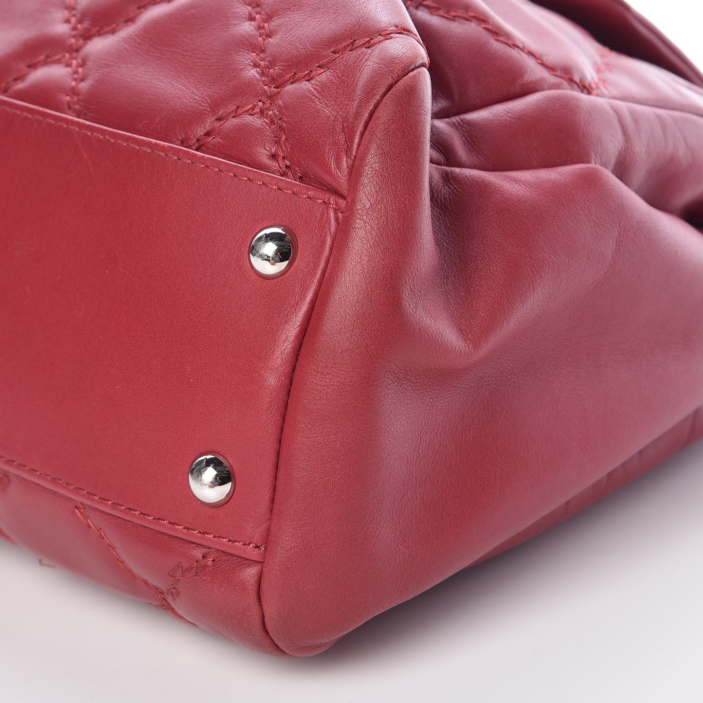 Calfskin Double Stitch Large Hamptons Flap Bag Red