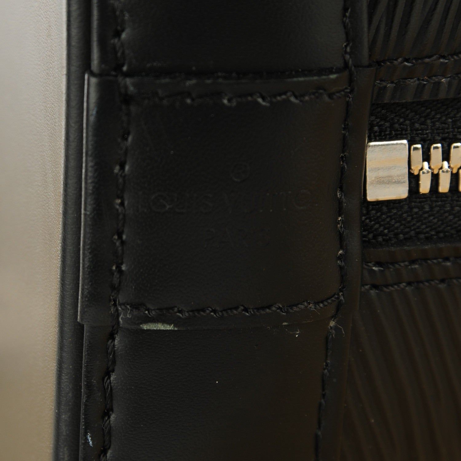 Louis Vuitton Epi Alma PM Black 6 of 8