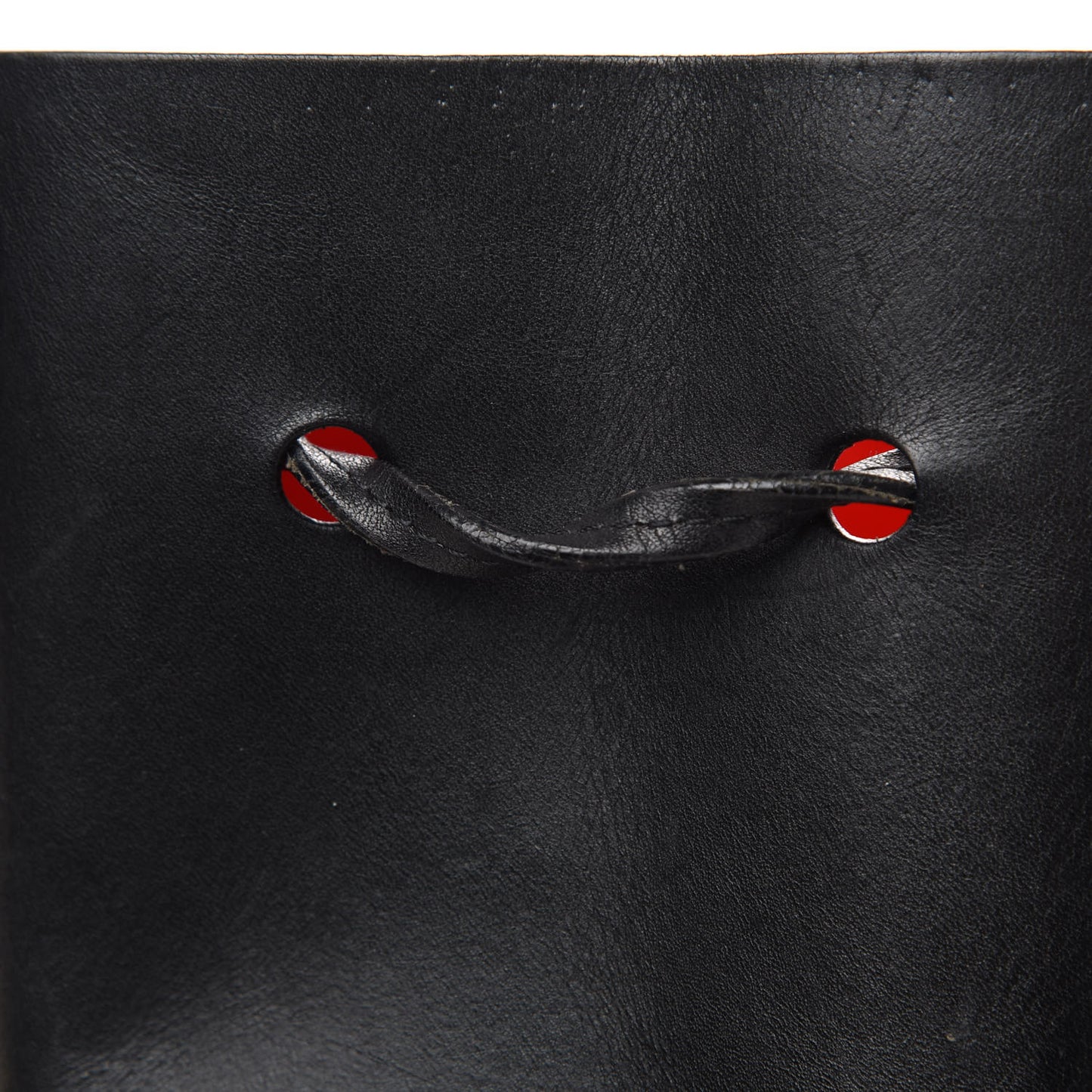 Vegetable Tanned Calfskin Bucket Bag Black Flamma