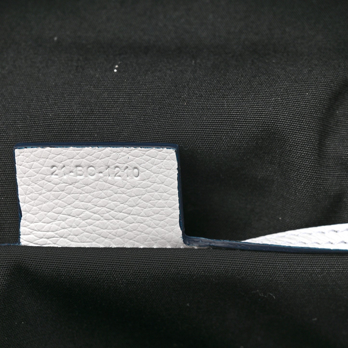 X SHAWN STUSSY Grained Calfskin Ox Head Crossbody Backpack White