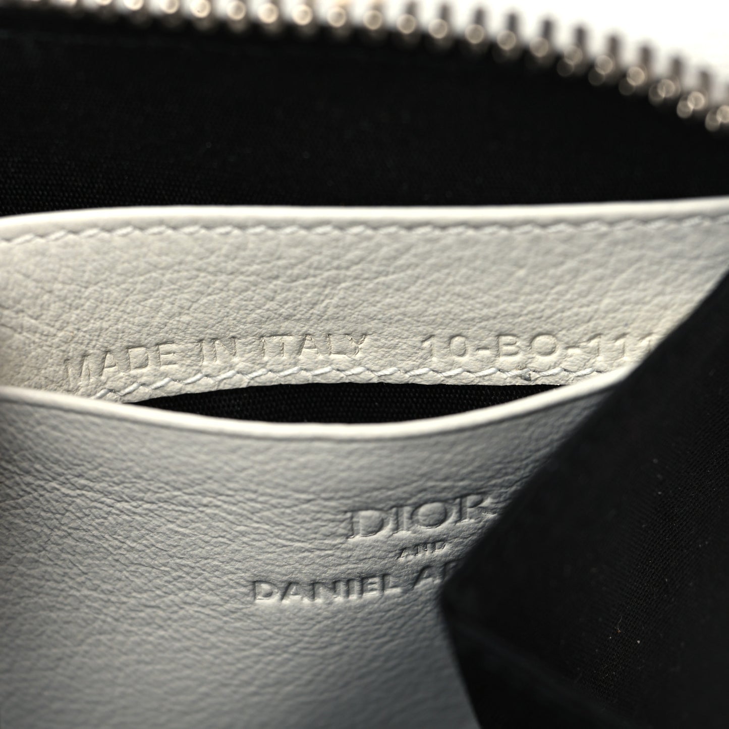X DANIEL ARSHAM Grained Calfskin Newspaper Messenger White