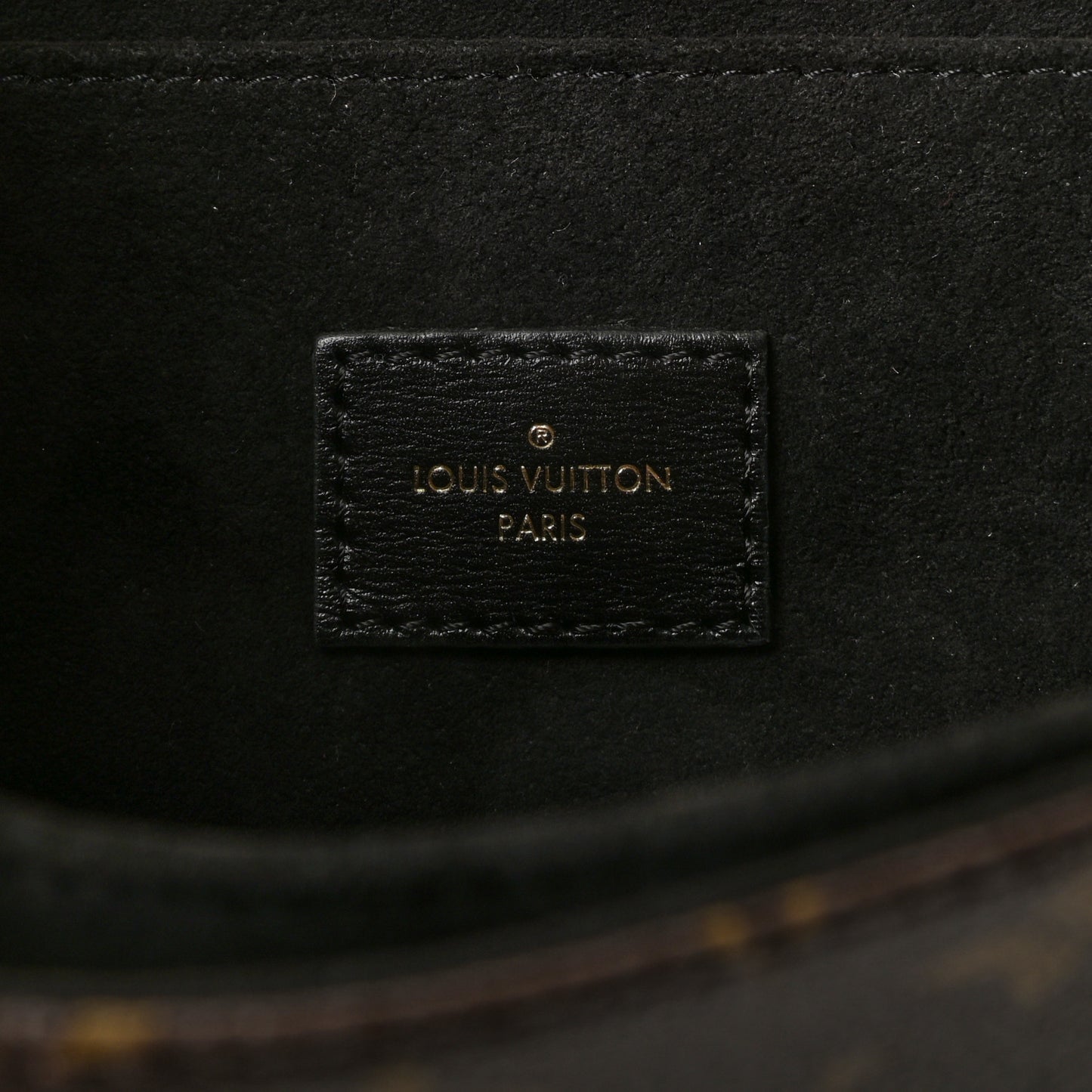 Reverse Monogram Pochette Metis