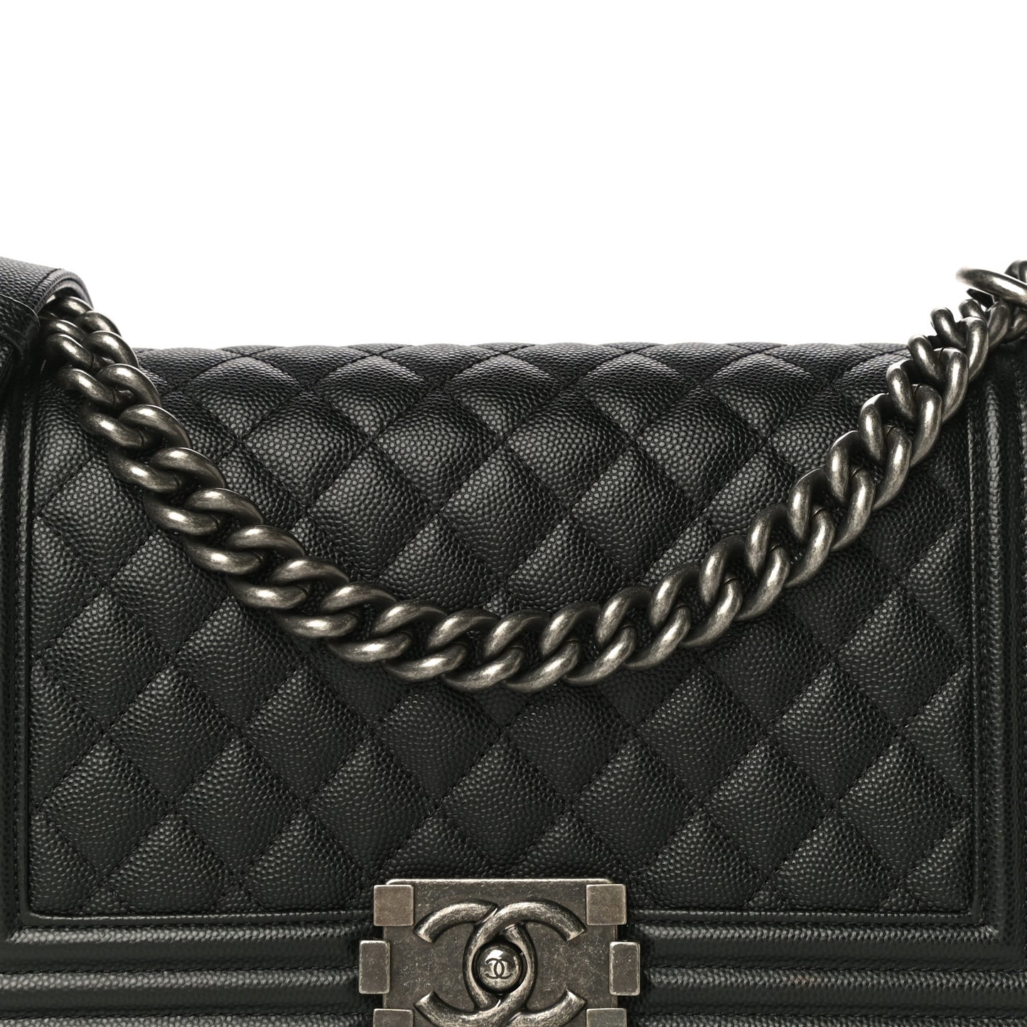 Caviar Quilted Medium Boy Flap Black