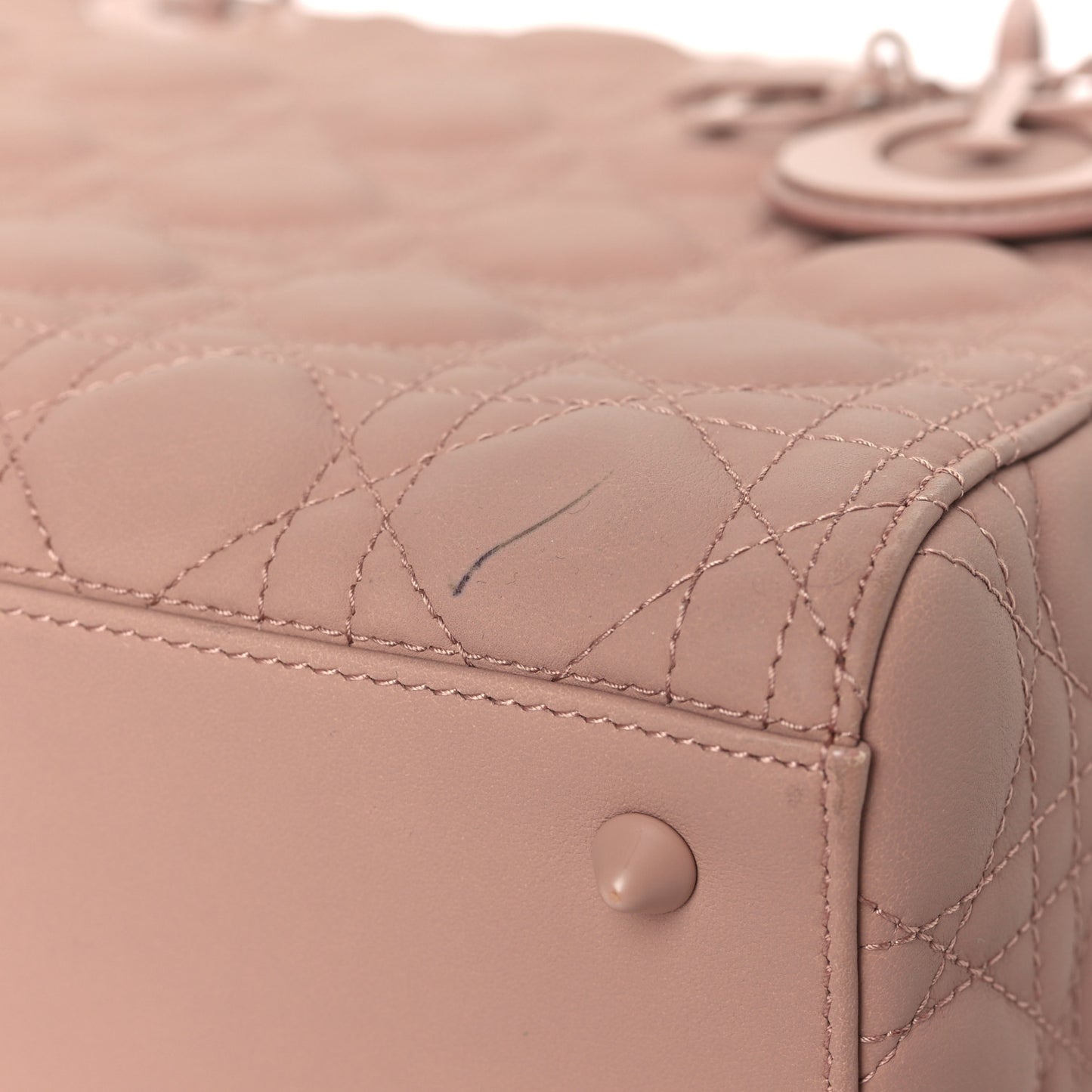 Ultra Matte Calfskin Cannage Medium Lady Dior Beige