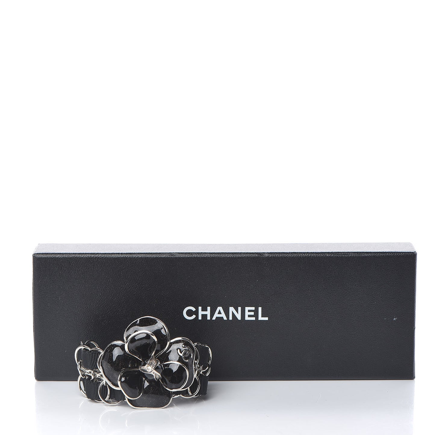 Resin Camellia Chain Ribbon Bracelet Black