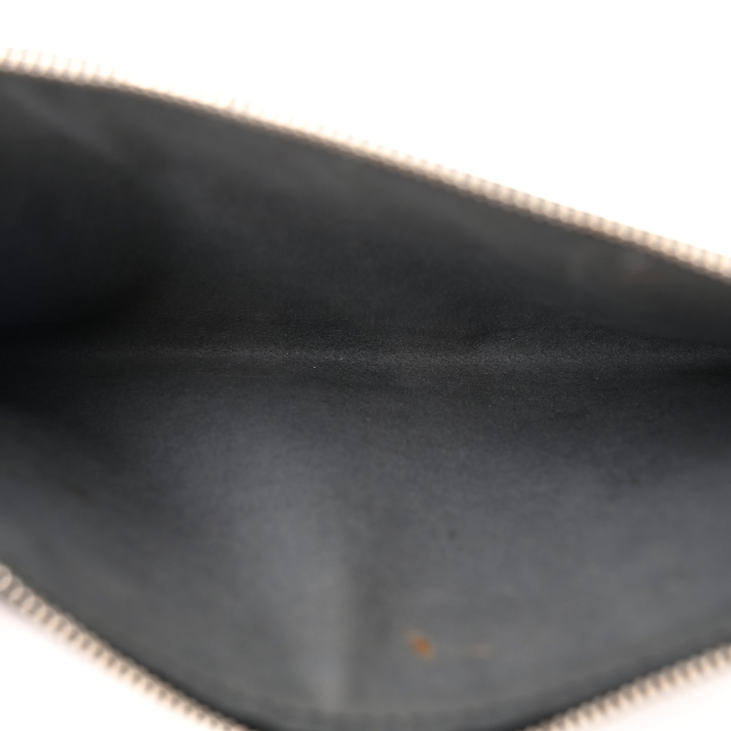 Epi Pochette Accessories 24 Black