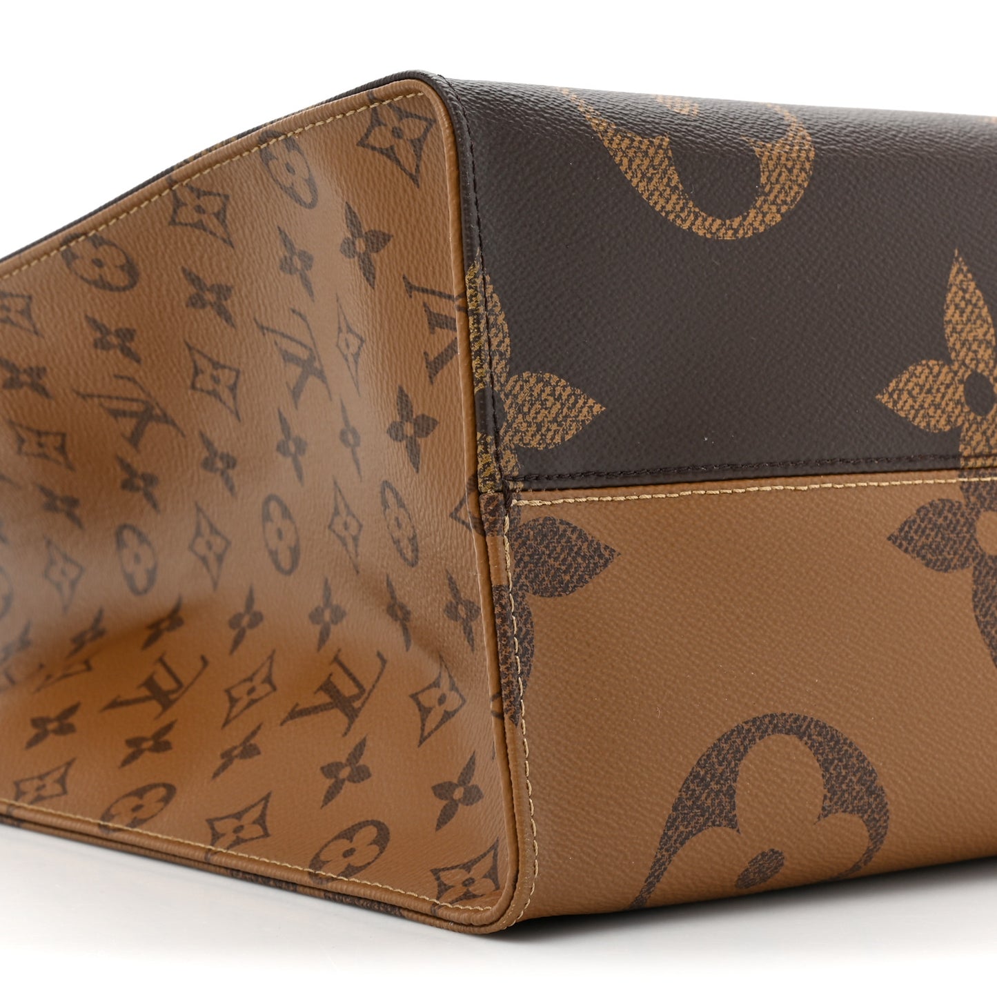 LOUIS VUITTON Reverse Monogram Giant Onthego GM