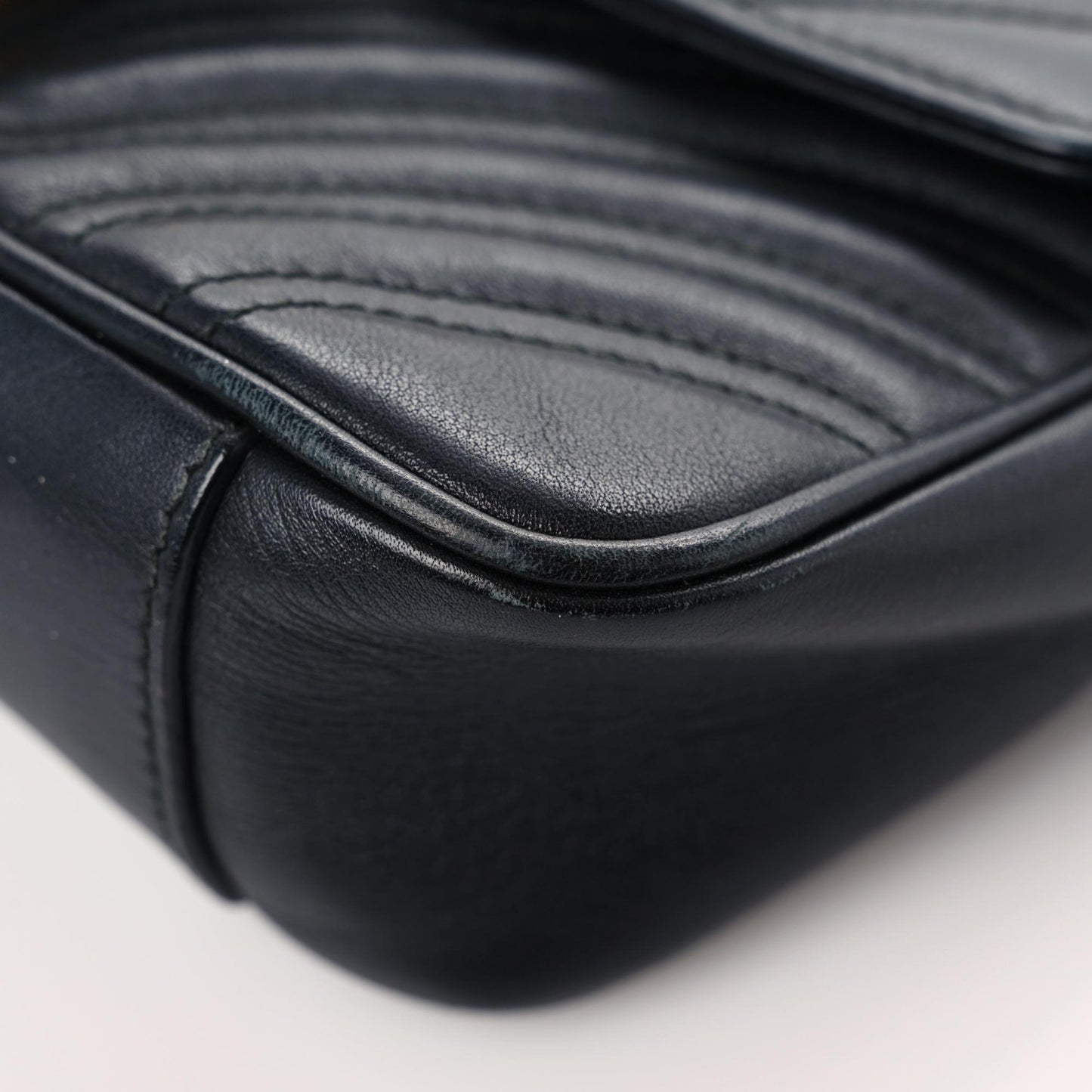 Calfskin Matelasse Mini GG Marmont Shoulder Bag Black