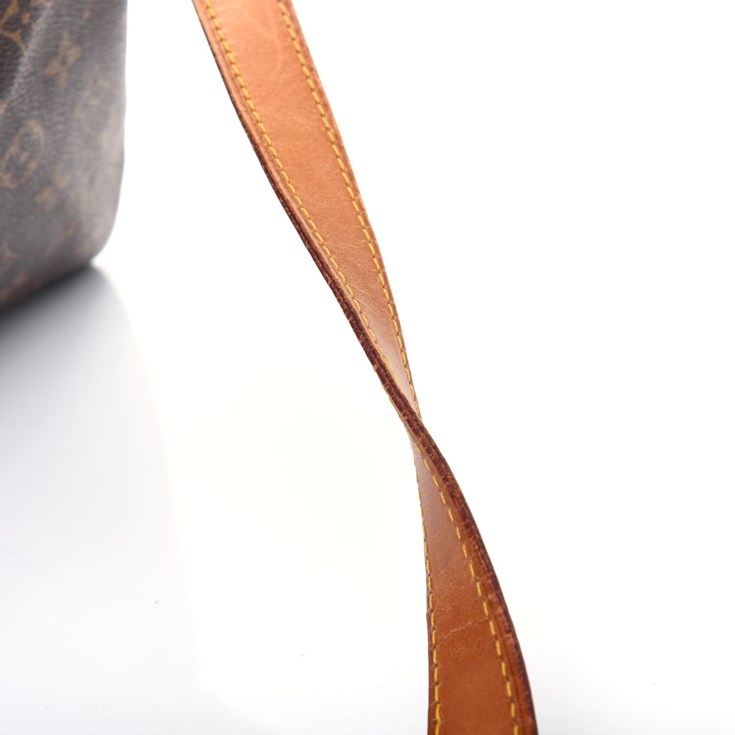 Louis Vuitton Monogram Keepall Bandouliere 50 39 of 46