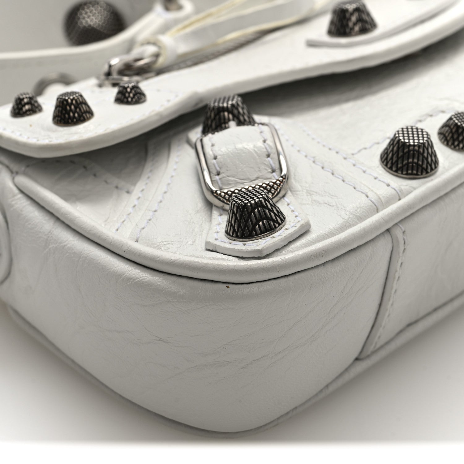 Balenciaga Agneau Arena Le Cagole Sling Bag XS Optic White 8 of 9