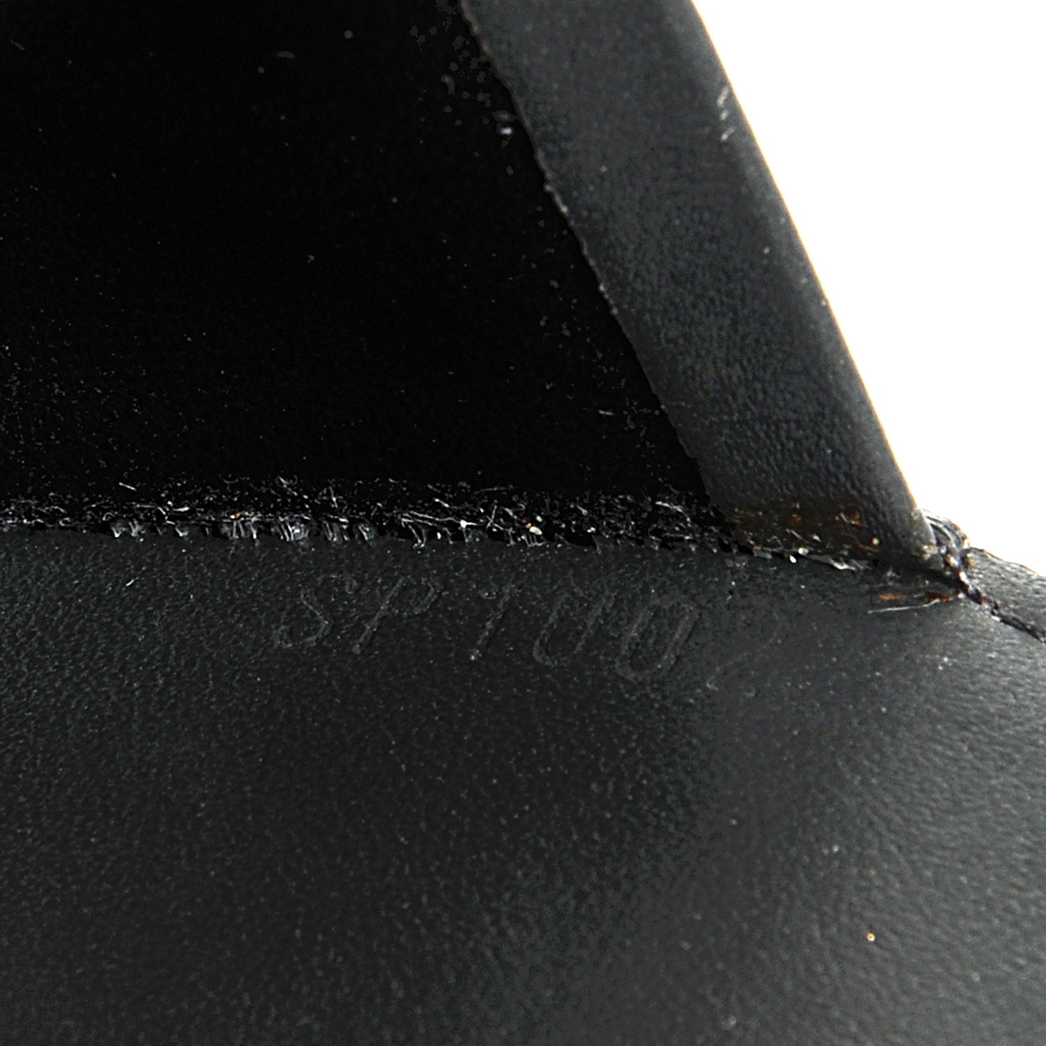Louis Vuitton Mat Monogram Medium Ring Agenda Black 7 of 7