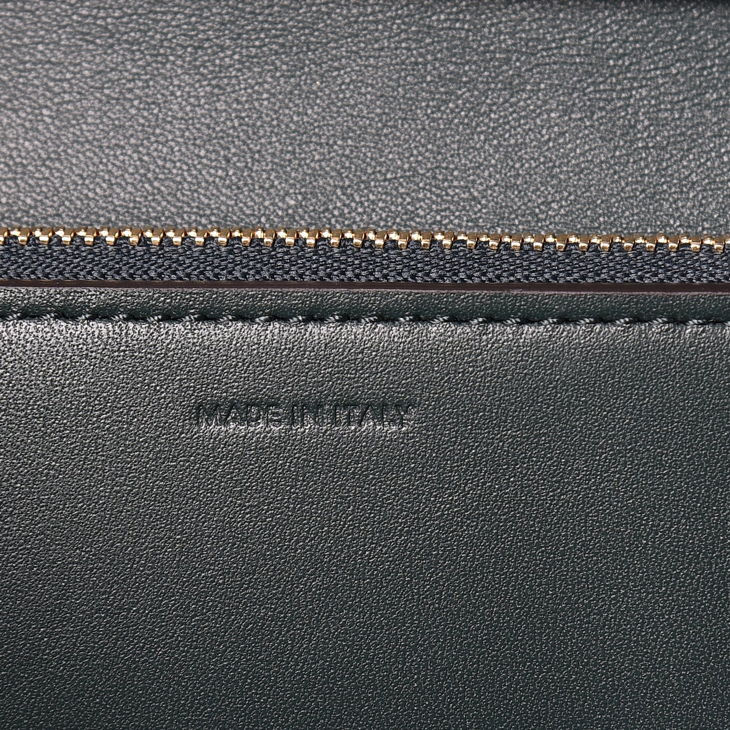 Box Calfskin Classic Box Medium Flap Bag Amazone