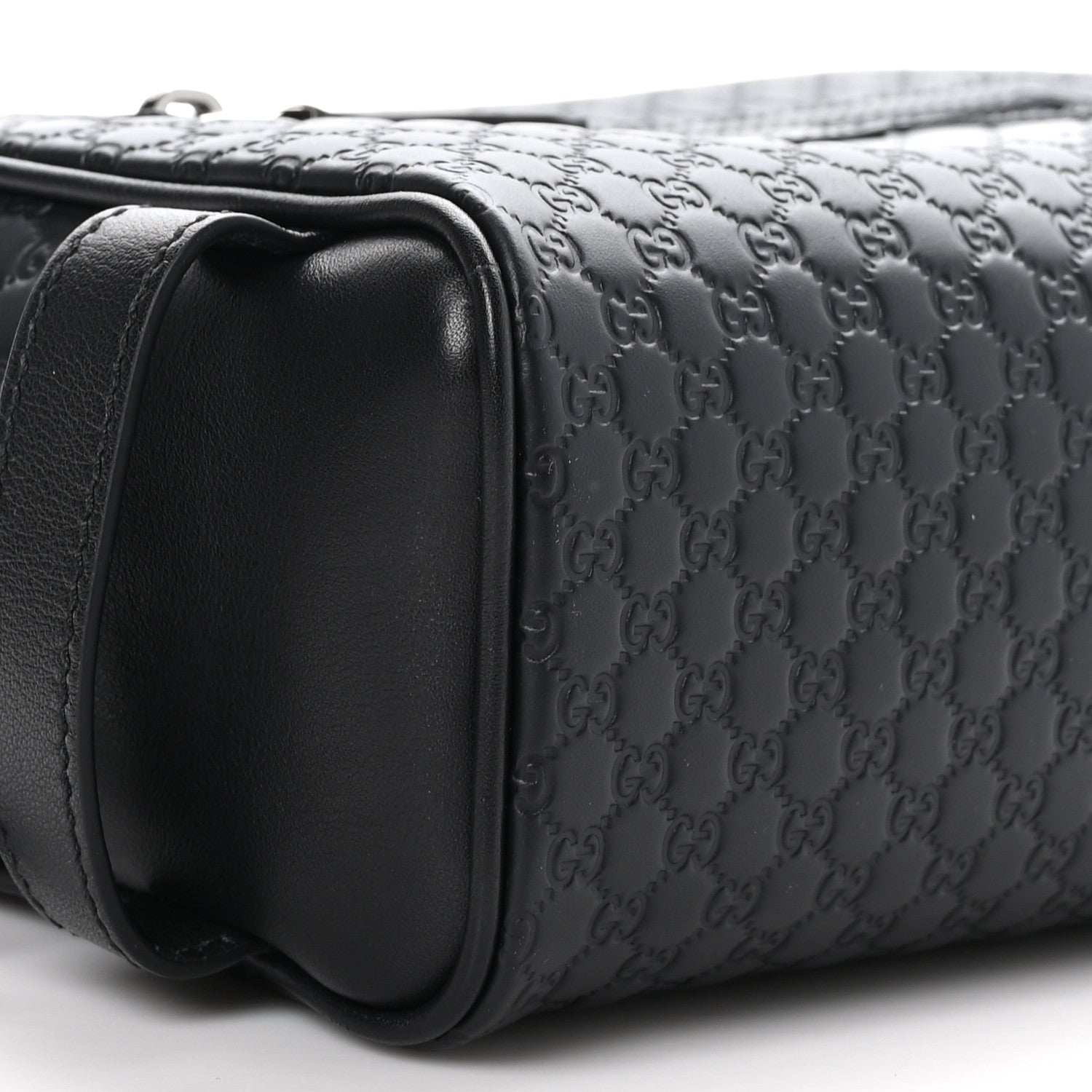 Gucci Microguccissima Toiletry Case Black 8 of 9