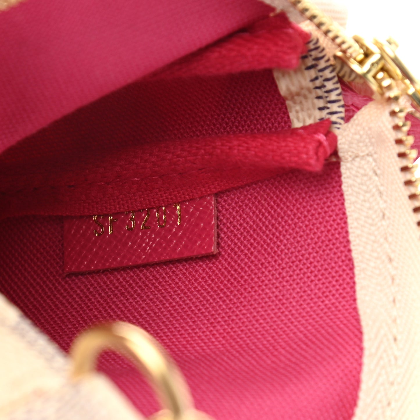 Damier Azur 2021 Christmas Animation Hollywood Mini Pochette Accessories Fuchsia