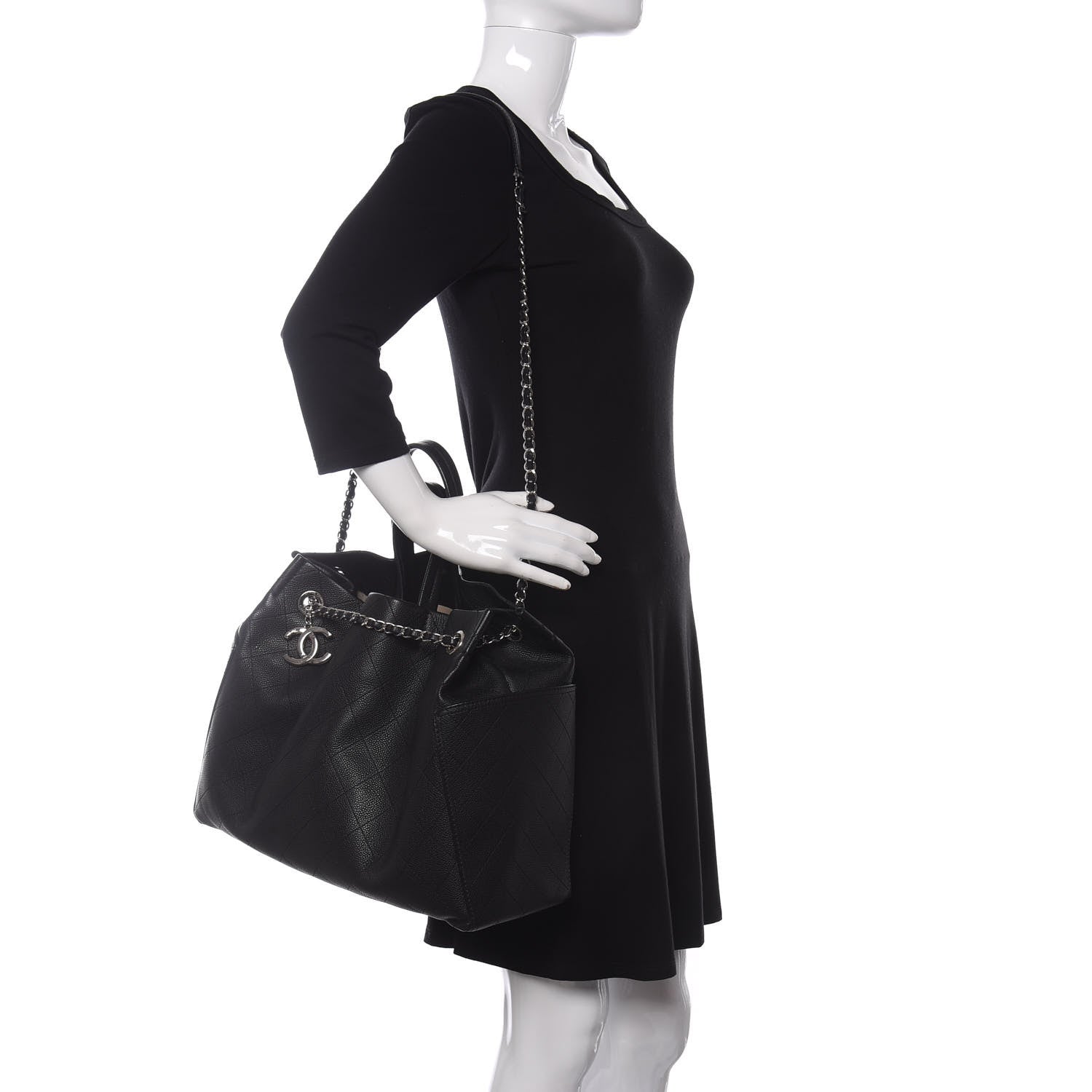 Chanel Grained Calfskin CC Pocket Tote Black 2 of 10