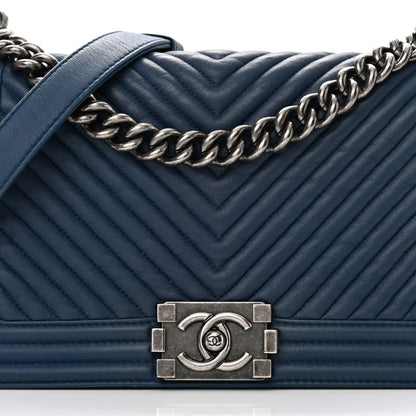 Chanel Wrinkled Lambskin Chevron Quilted Medium Boy Flap Navy 8 of 17