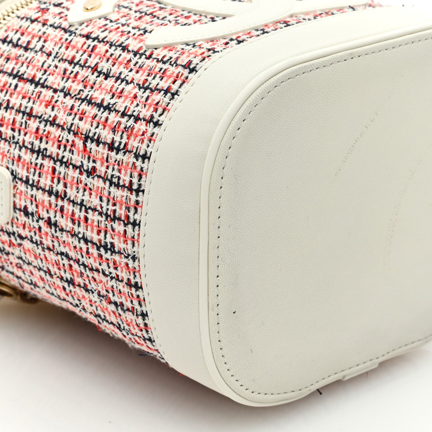 Chanel Tweed Lambskin Timeless Vanity Cosmetic Case White 9 of 13