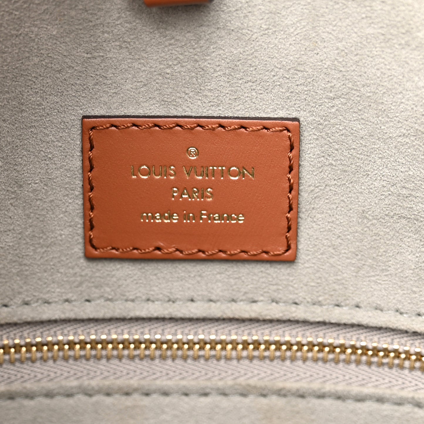 Metallic Monogram LV Garden OnTheGo MM Silver