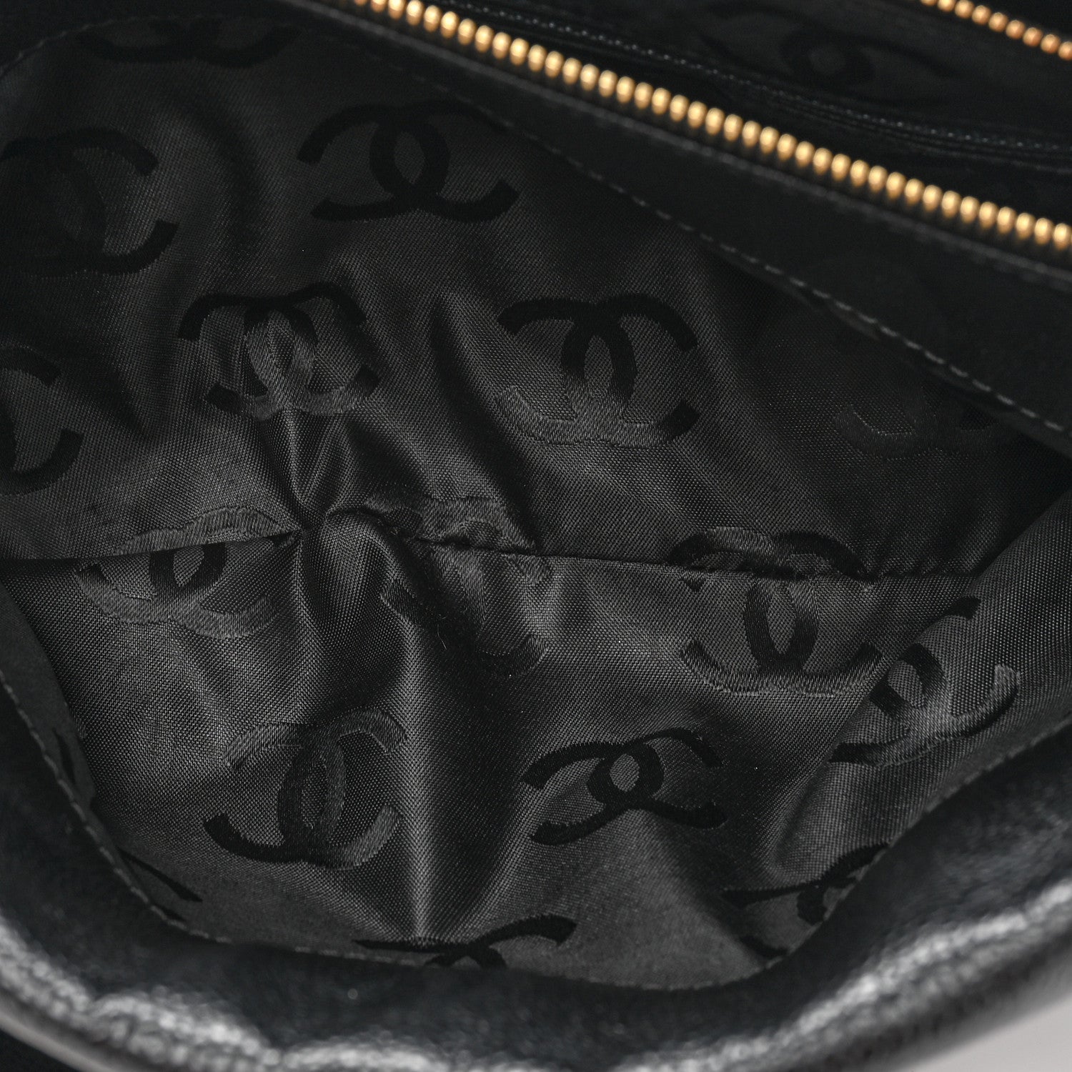 Chanel Caviar CC Shoulder Bag Black 7 of 12