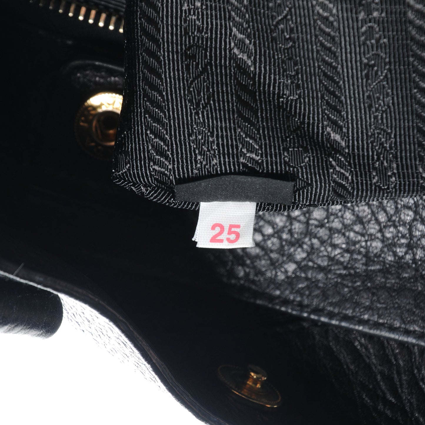Vitello Daino Tote Black