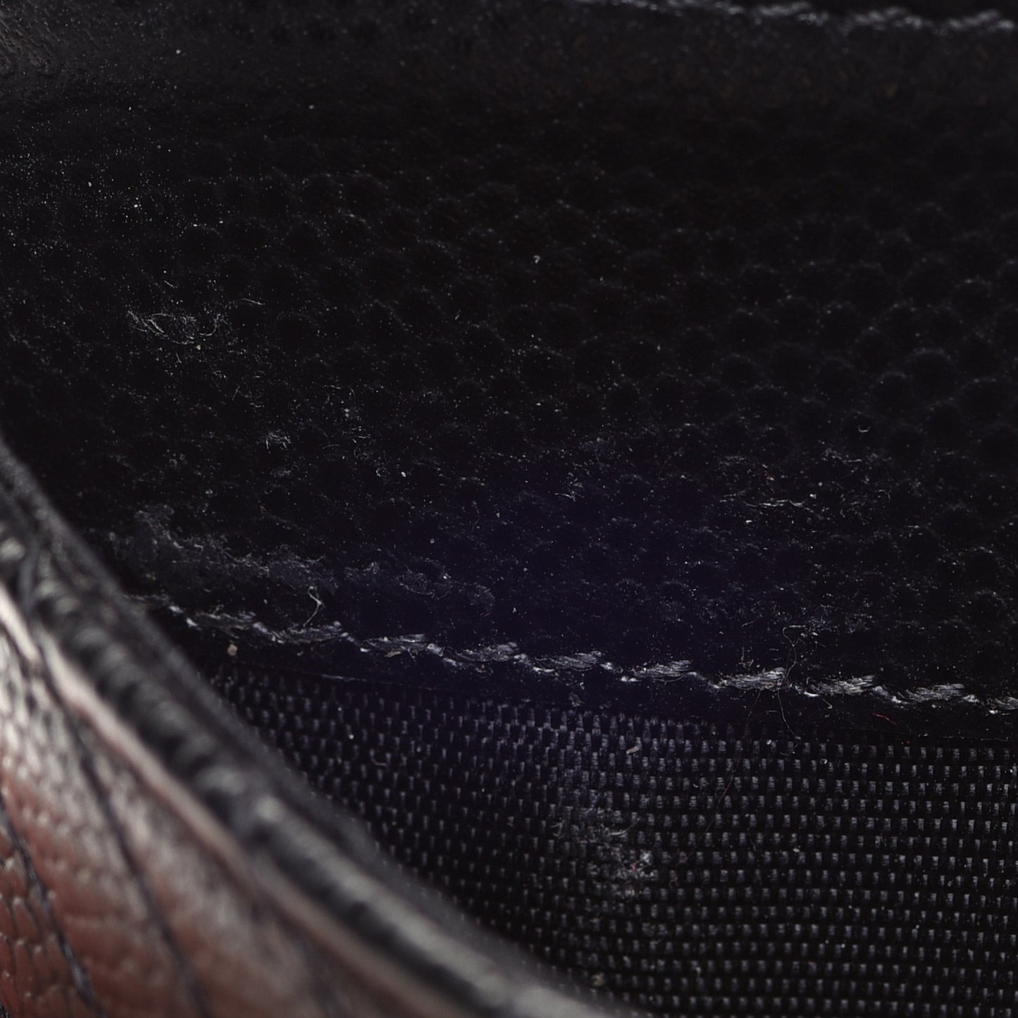 Caviar Chevron Quilted Card Holder Black