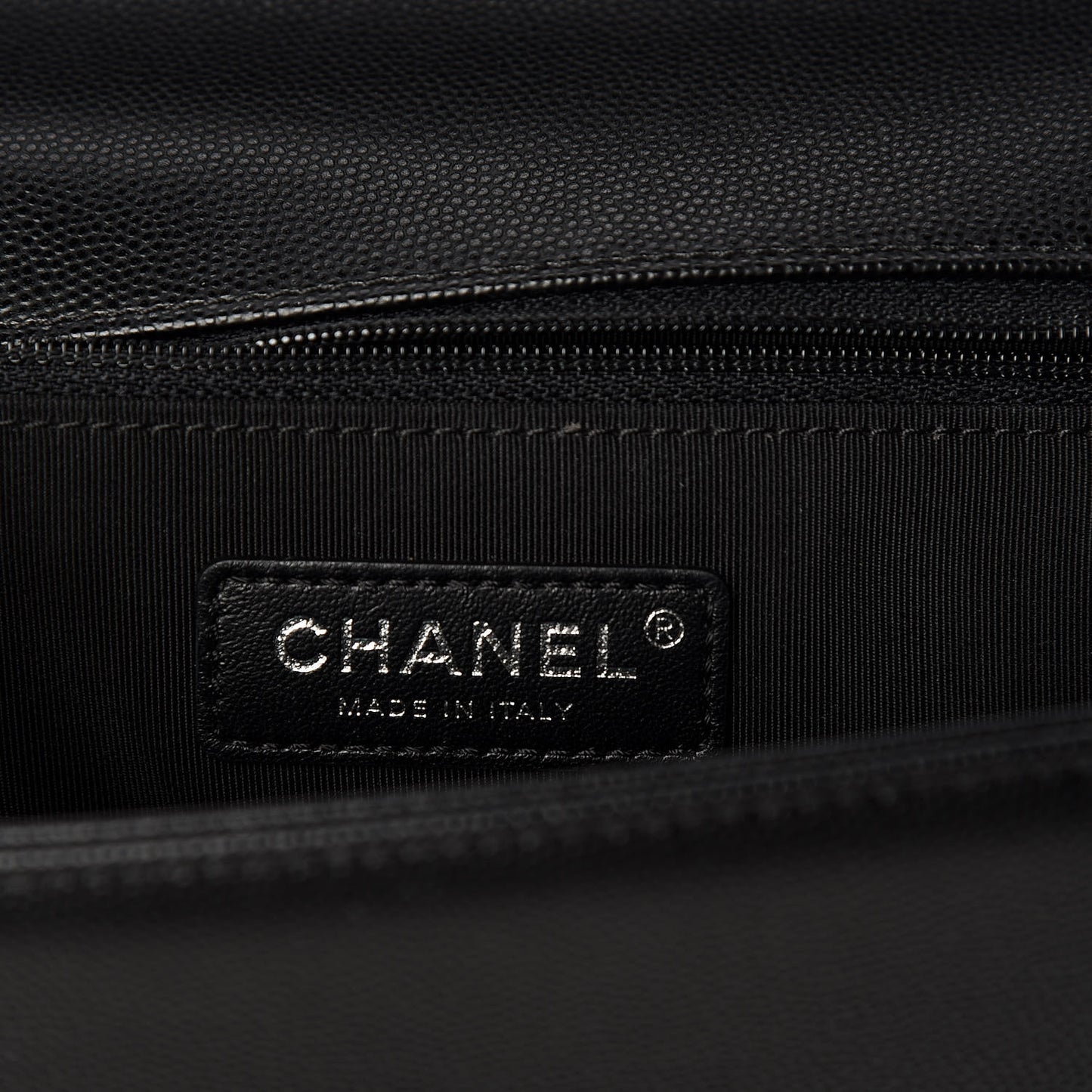 Caviar Quilted New Medium Boy Flap Black