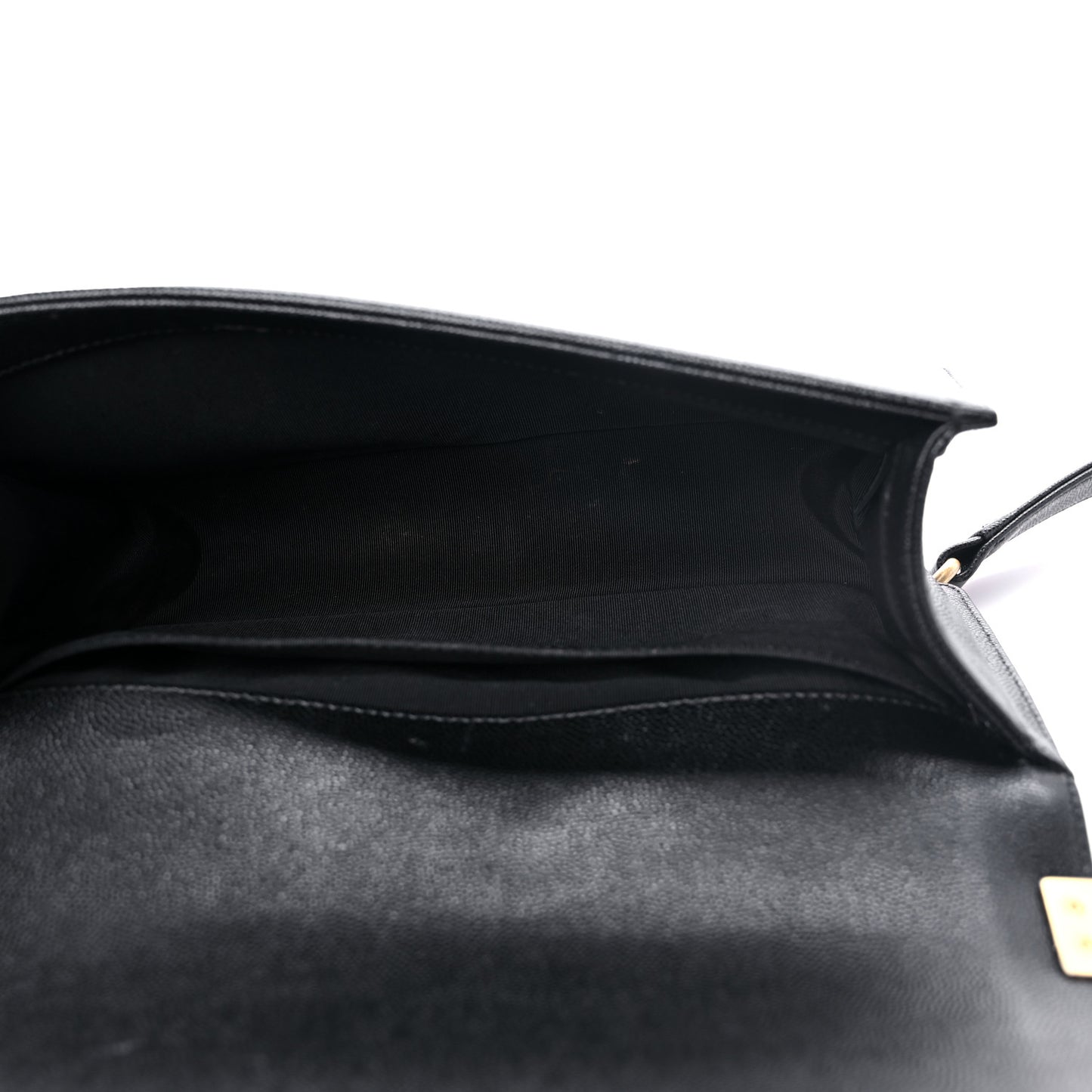 Caviar Quilted Medium Boy Flap Black