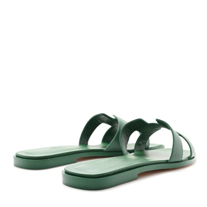Hermes Calfskin Oran Sandals  38.5 Vert Electrique 5 of 10