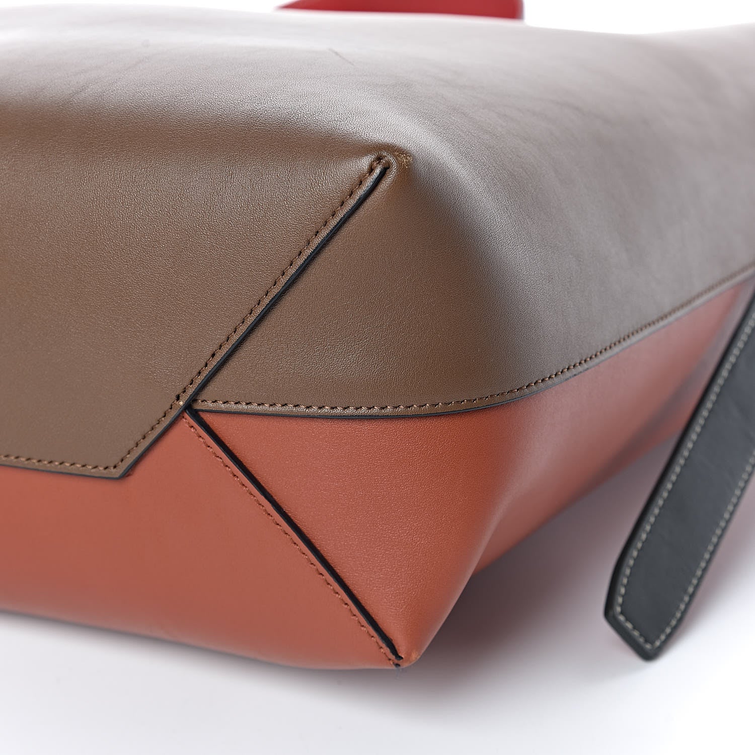 Celine Shiny Smooth Calfskin Small Twisted Cabas Camel Tan 11 of 12