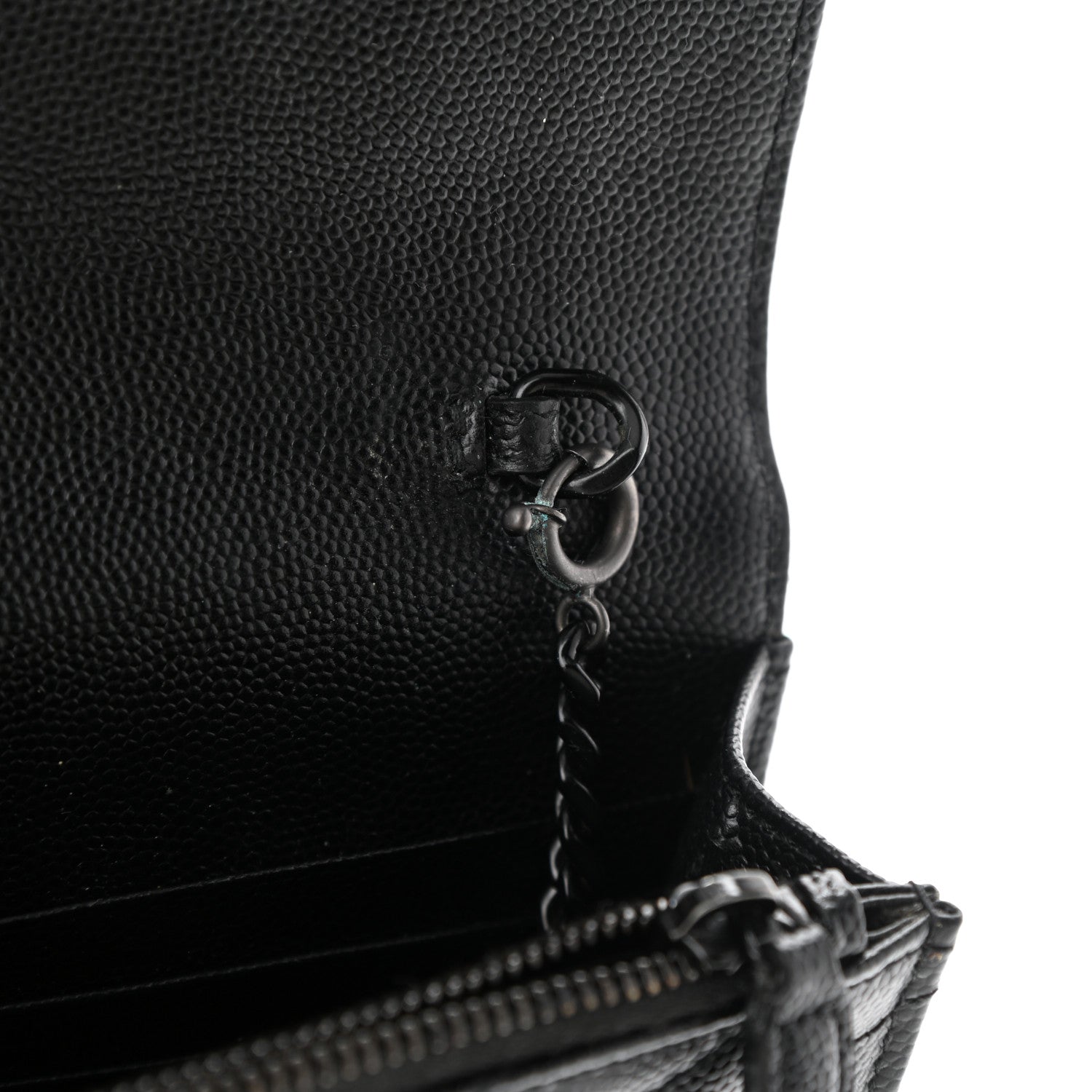 Saint Laurent Grain De Poudre Matelasse Chevron Monogram Monochrome Envelope Chain Wallet Black 9 of 12
