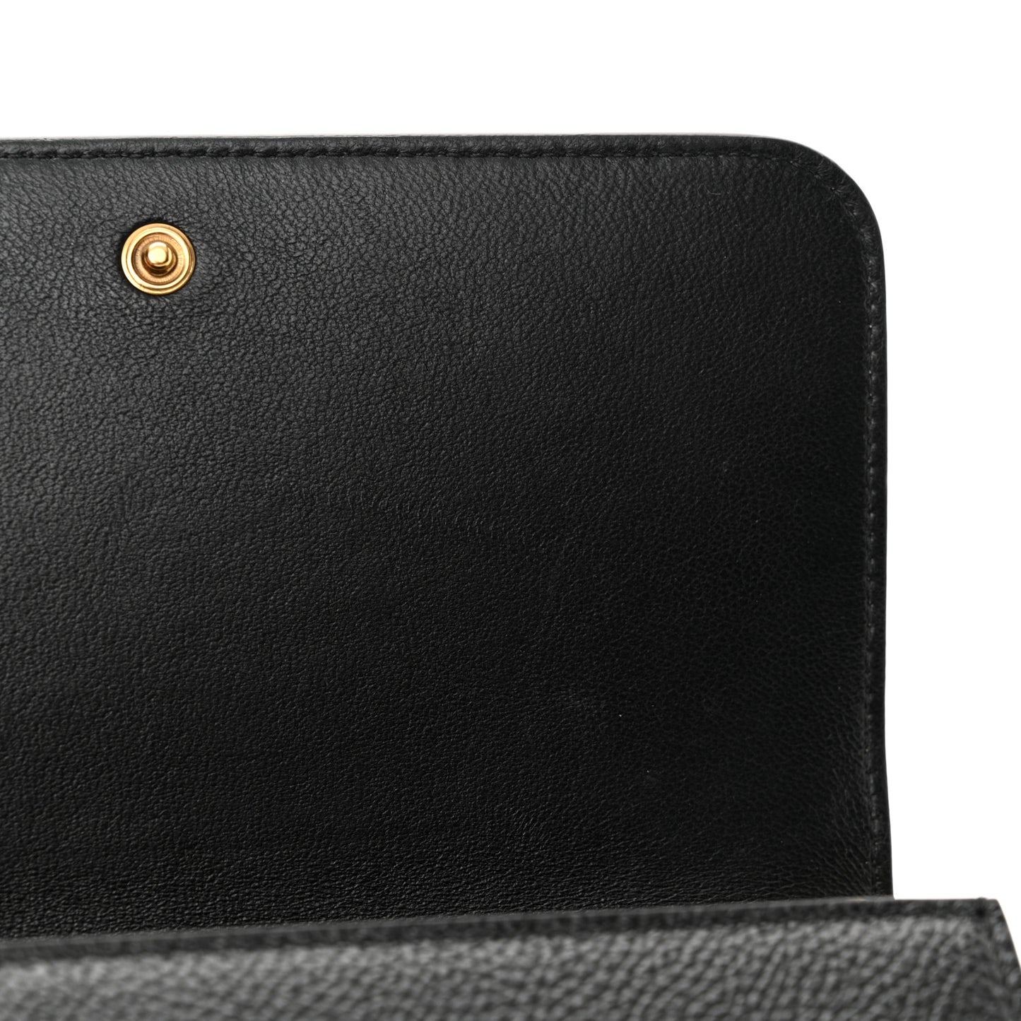 Grained Calfskin Logo Cash Phone Holder Wallet On Chain Black White
