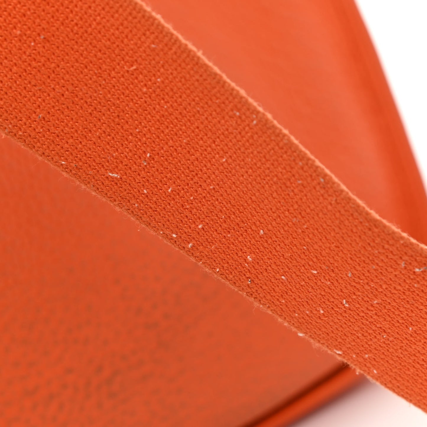 Taurillon Clemence Evelyne III PM Orange