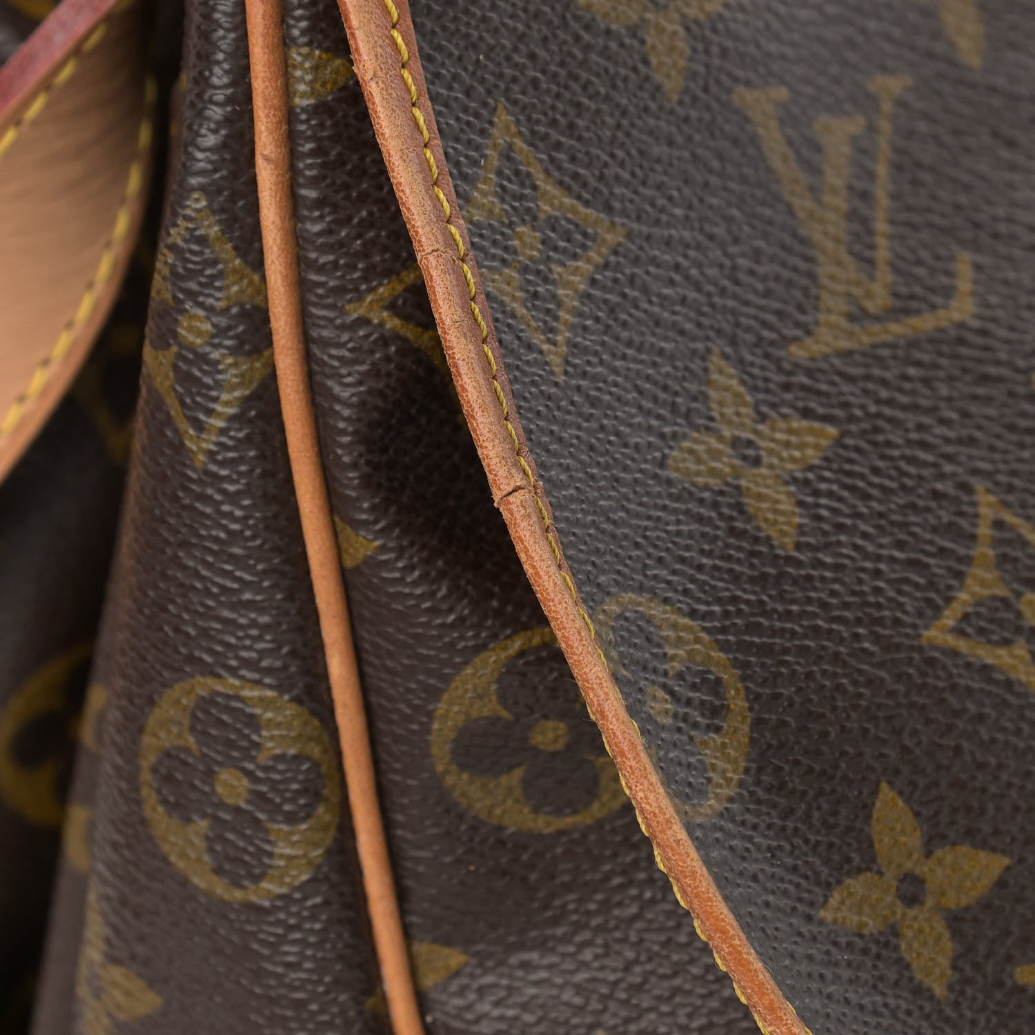 Louis Vuitton Monogram Saumur 35 15 of 21