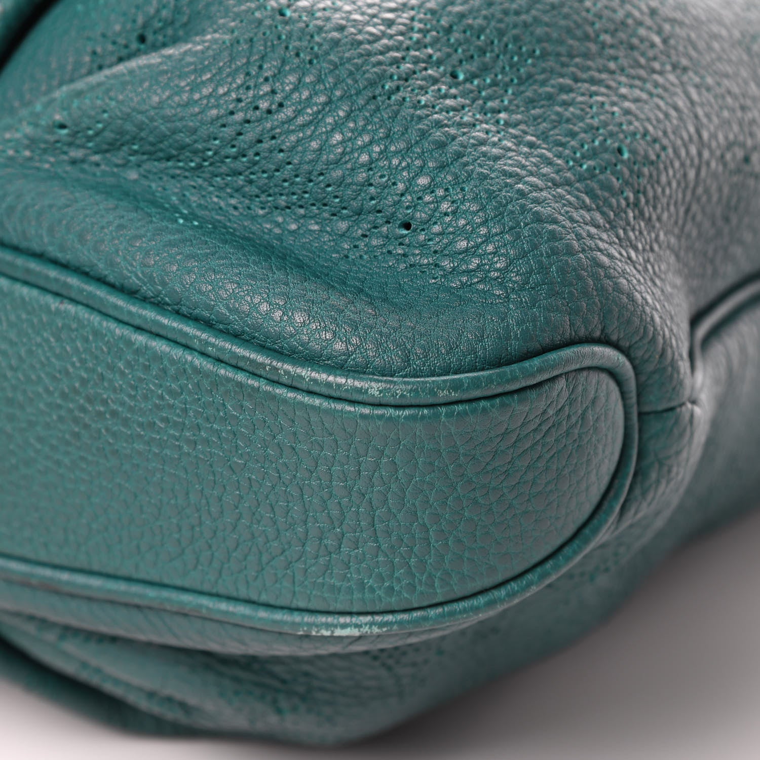 Louis Vuitton Mahina Selene MM Lagon 11 of 14