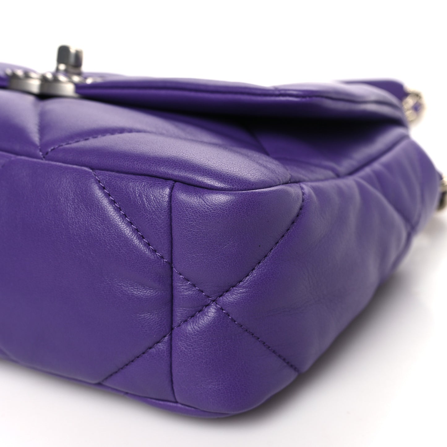Lambskin Quilted Medium Chanel 19 Flap Purple