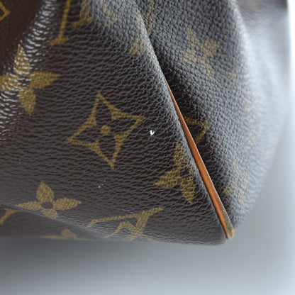 Louis Vuitton Monogram Batignolles Vertical 25 of 31