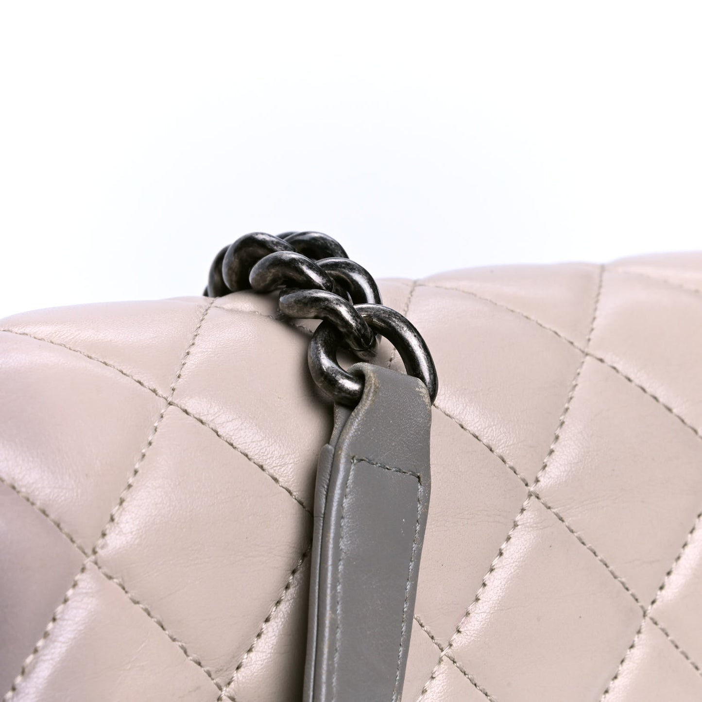 Calfskin Ombre Quilted Large Boy Flap Grey Beige