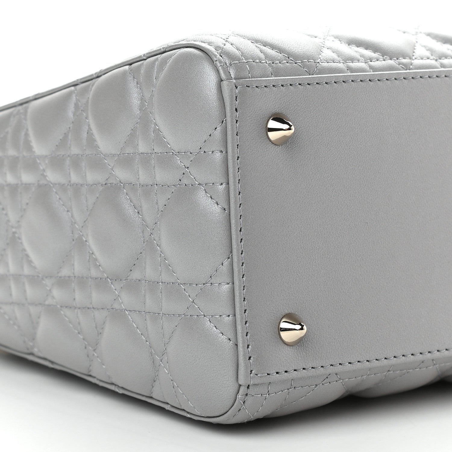 Christian Dior Pearly Lambskin Cannage Medium Lady Dior Opaline 7 of 8