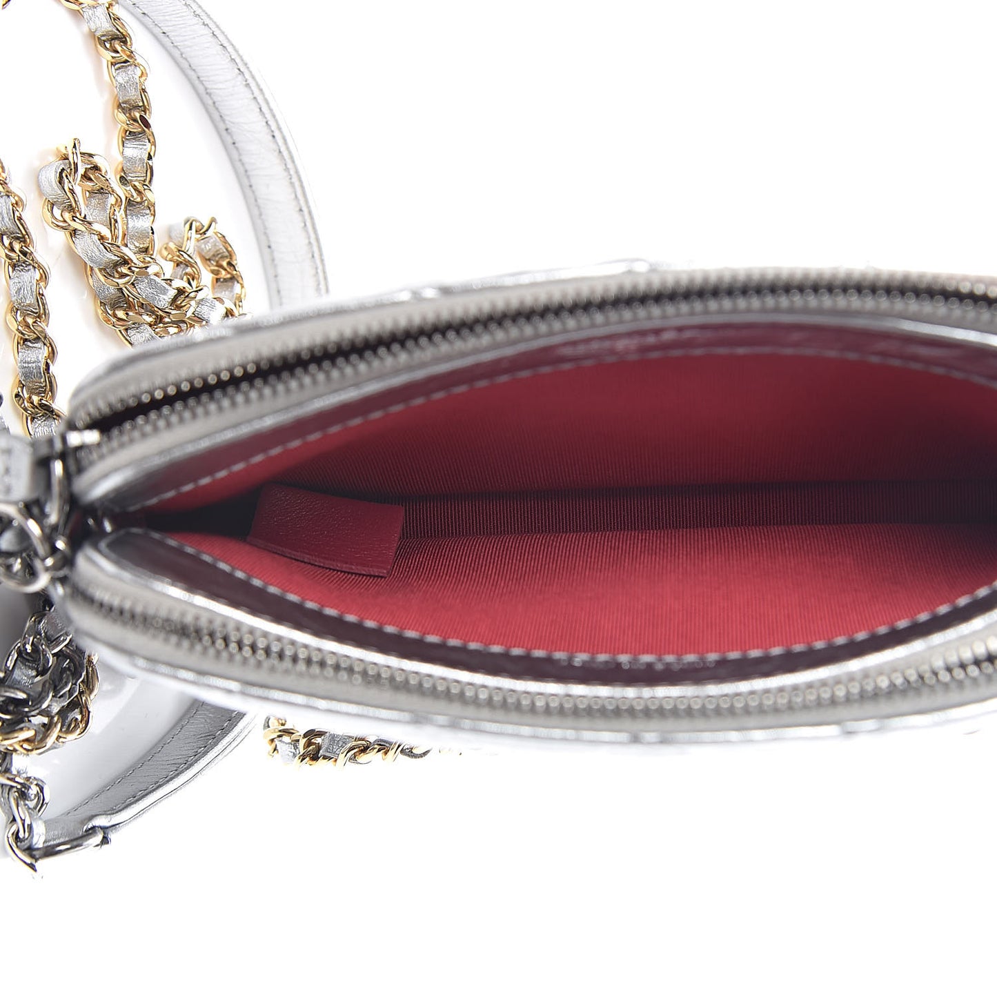 Metallic Lambskin Calfskin Quilted Small Gabrielle Clutch With Chain Silver