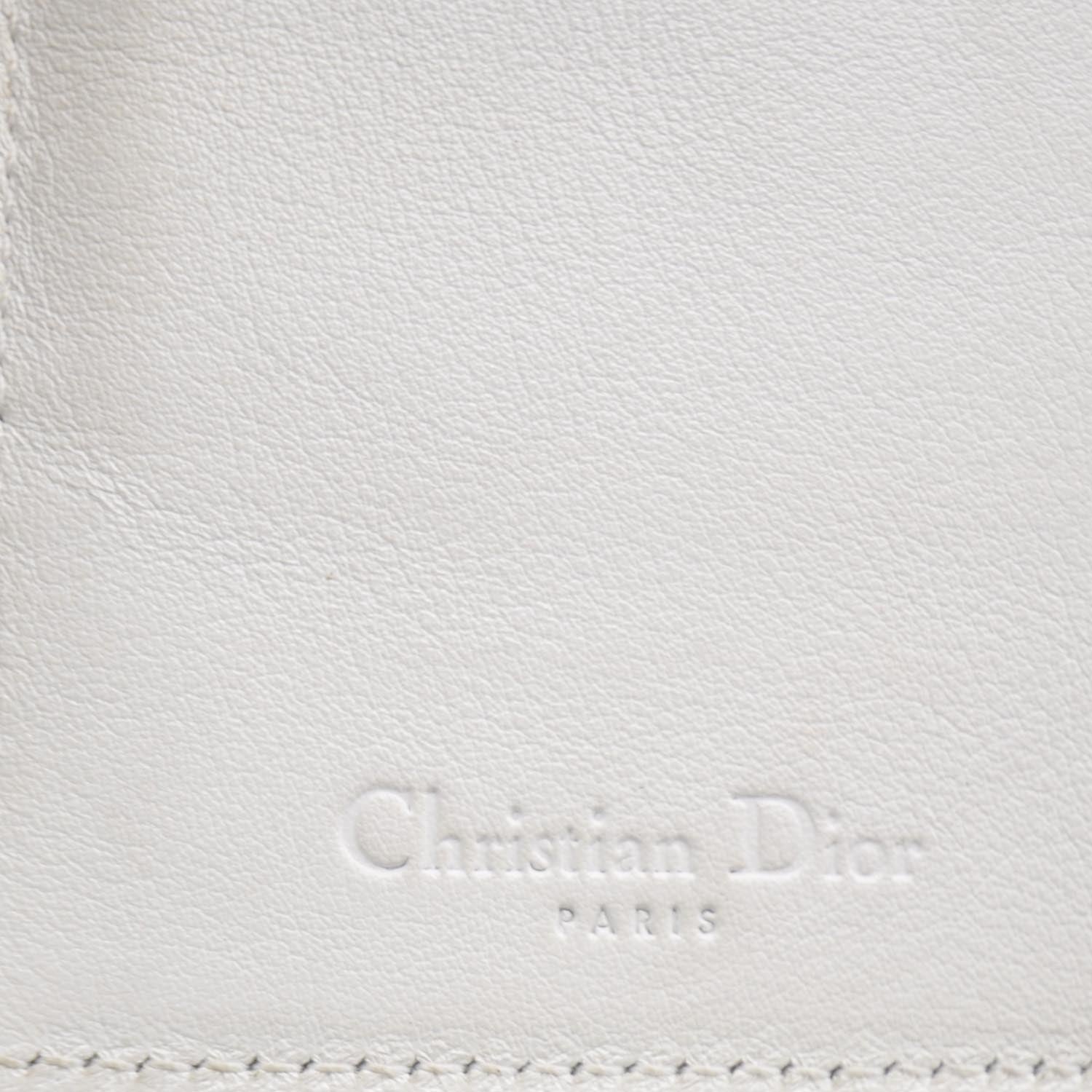 Christian Dior Patent Cannage Rendezvous Charm Wallet White 7 of 7