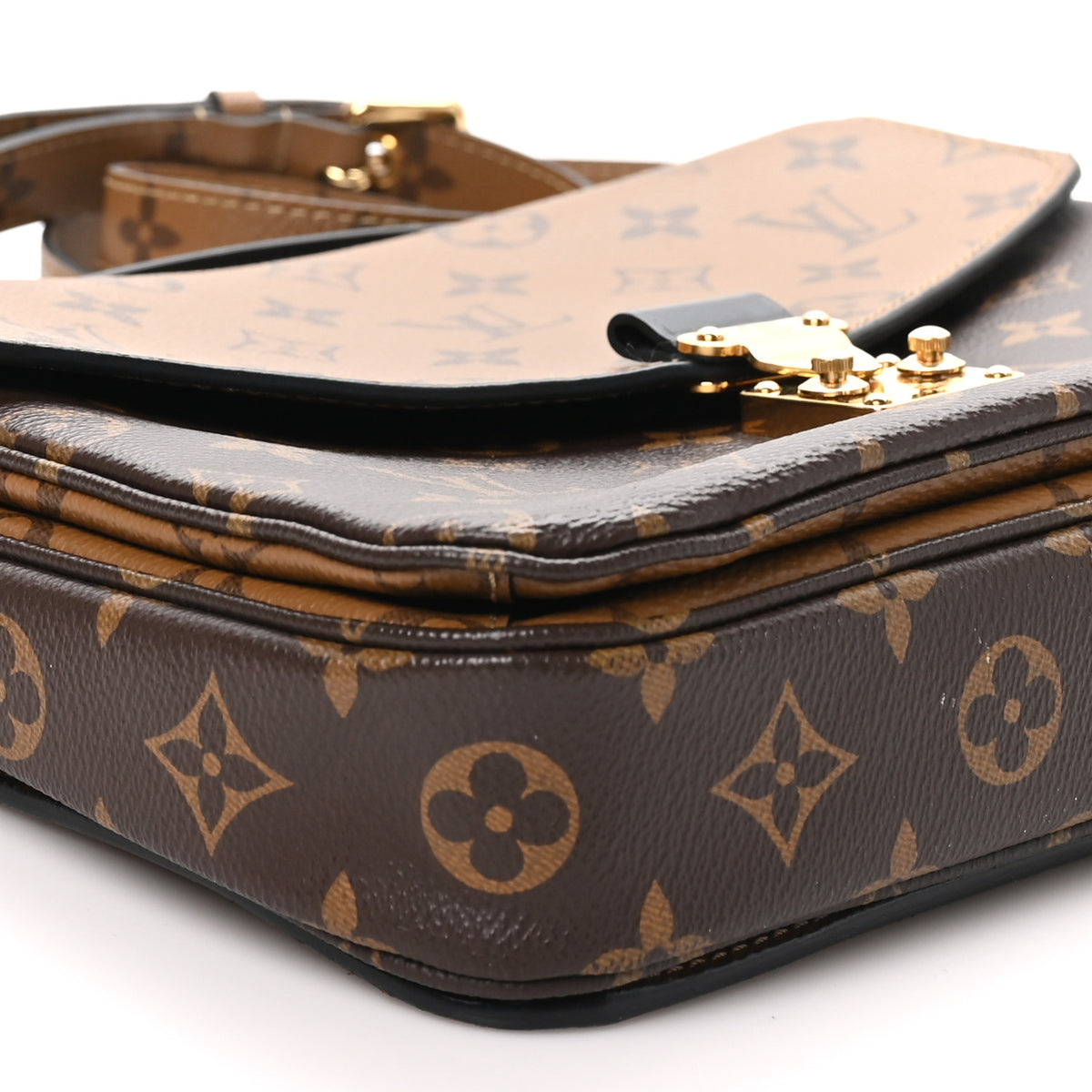Louis Vuitton Reverse Monogram Pochette Metis 8 of 9