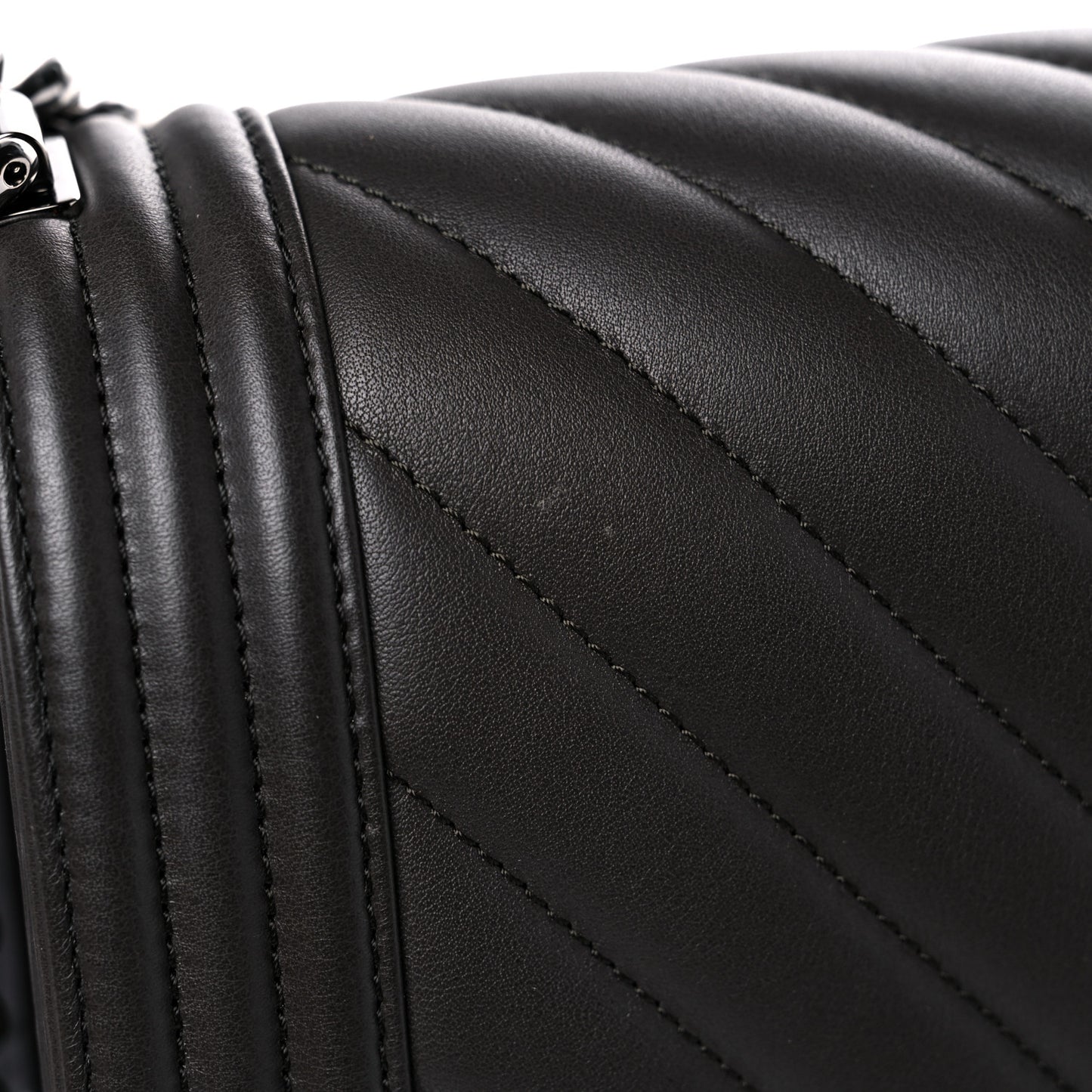 Calfskin Chevron Quilted Medium Boy Flap Black