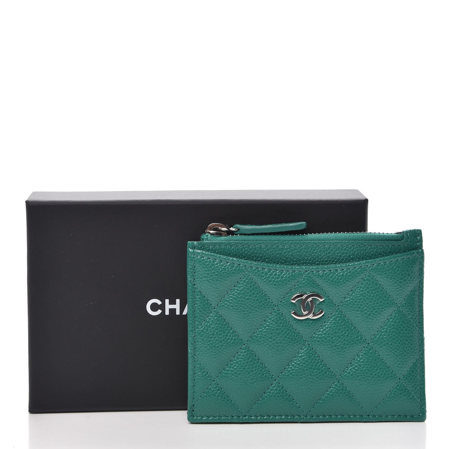 Caviar Quilted CC Zip Card Holder Green