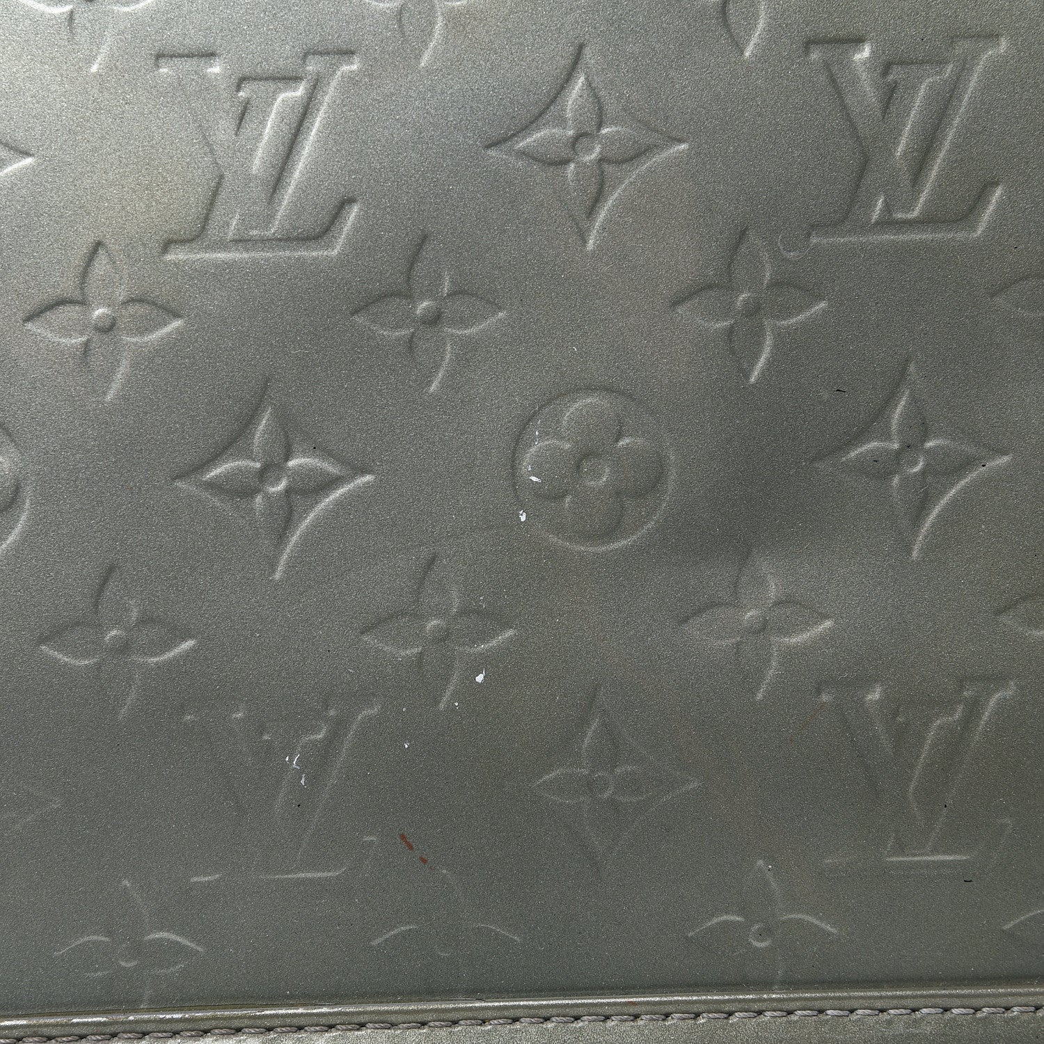 Louis Vuitton Vernis Alma GM Givre 14 of 16