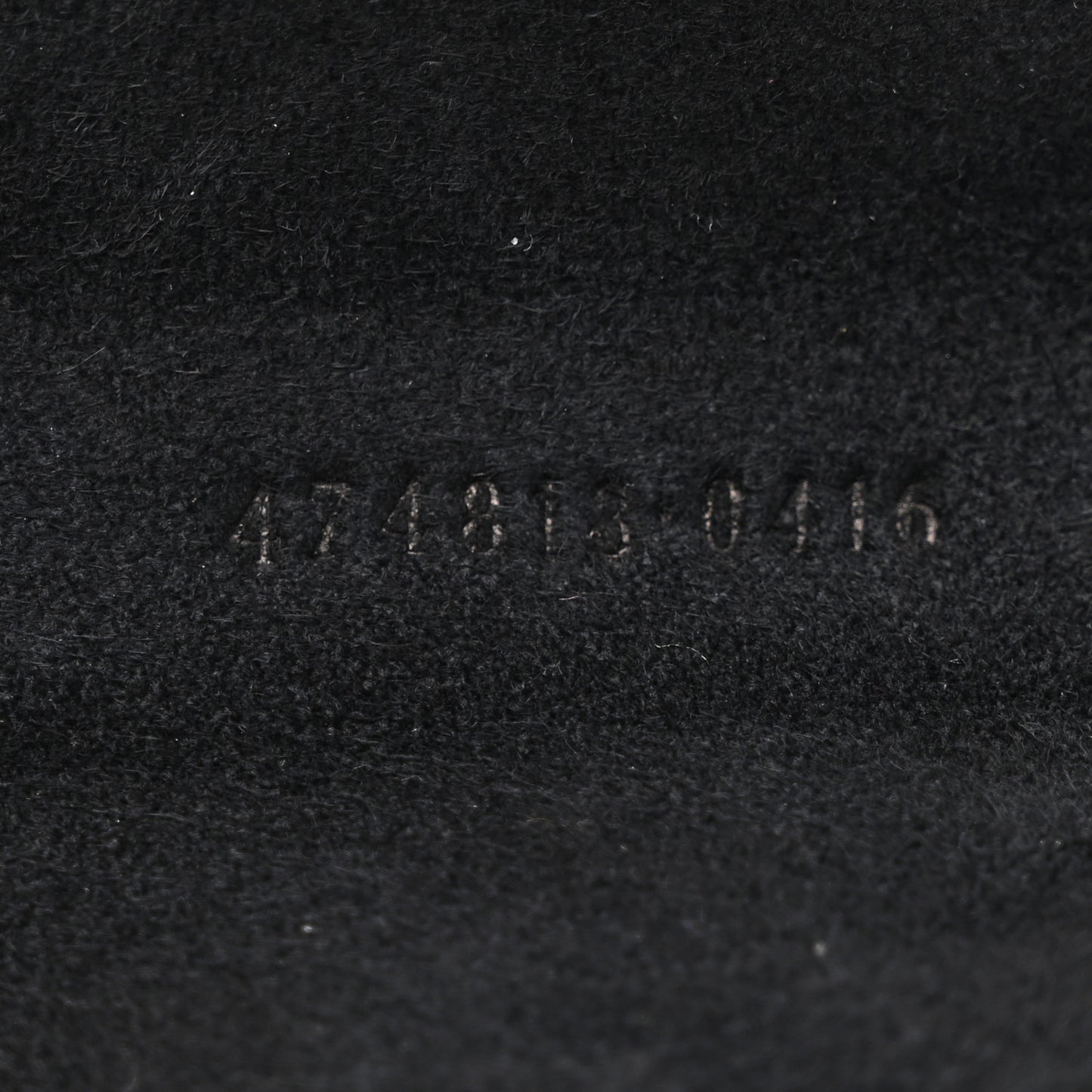 Calfskin Matelasse Animal Studs GG Marmont Chain Sunglasses Case Black