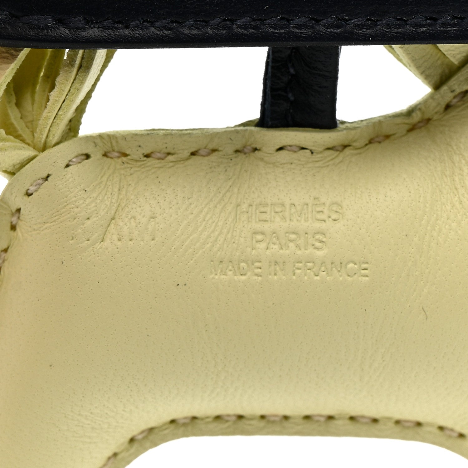 Hermes Milo Lambskin Grigri Rodeo Robeo Coeur Bag Charm PM Jaune Milton Bleu Nuit Bleu Tie 3 of 5