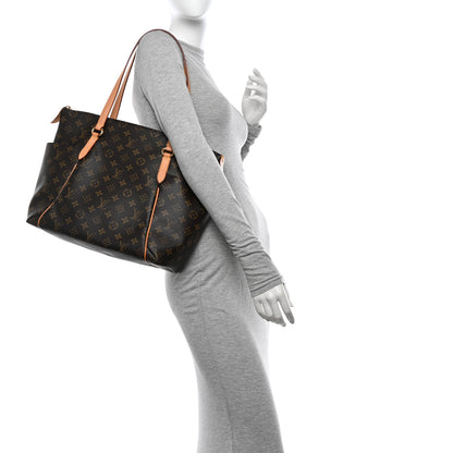 Louis Vuitton Monogram Totally MM 2 of 9