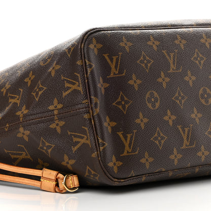 Louis Vuitton Monogram Neverfull MM 9 of 16