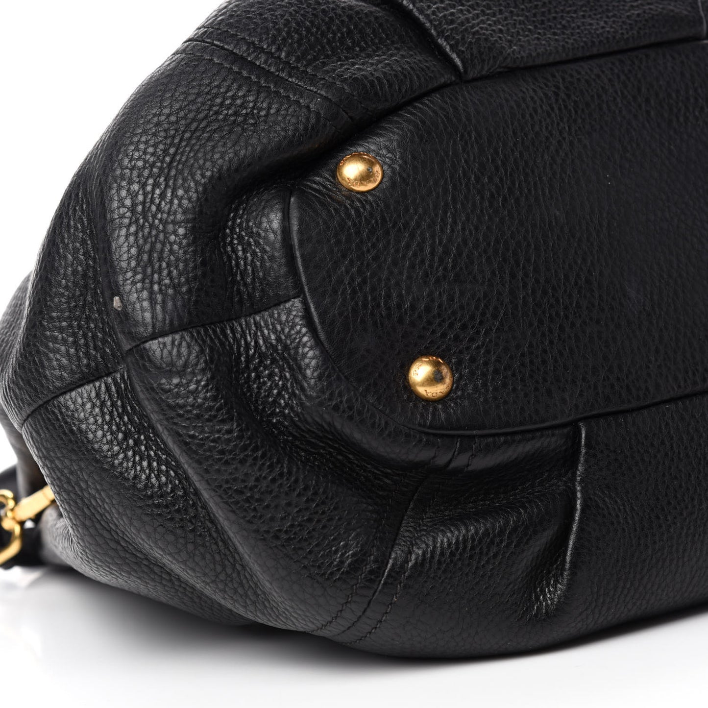 Vitello Daino Shoulder Bag Black